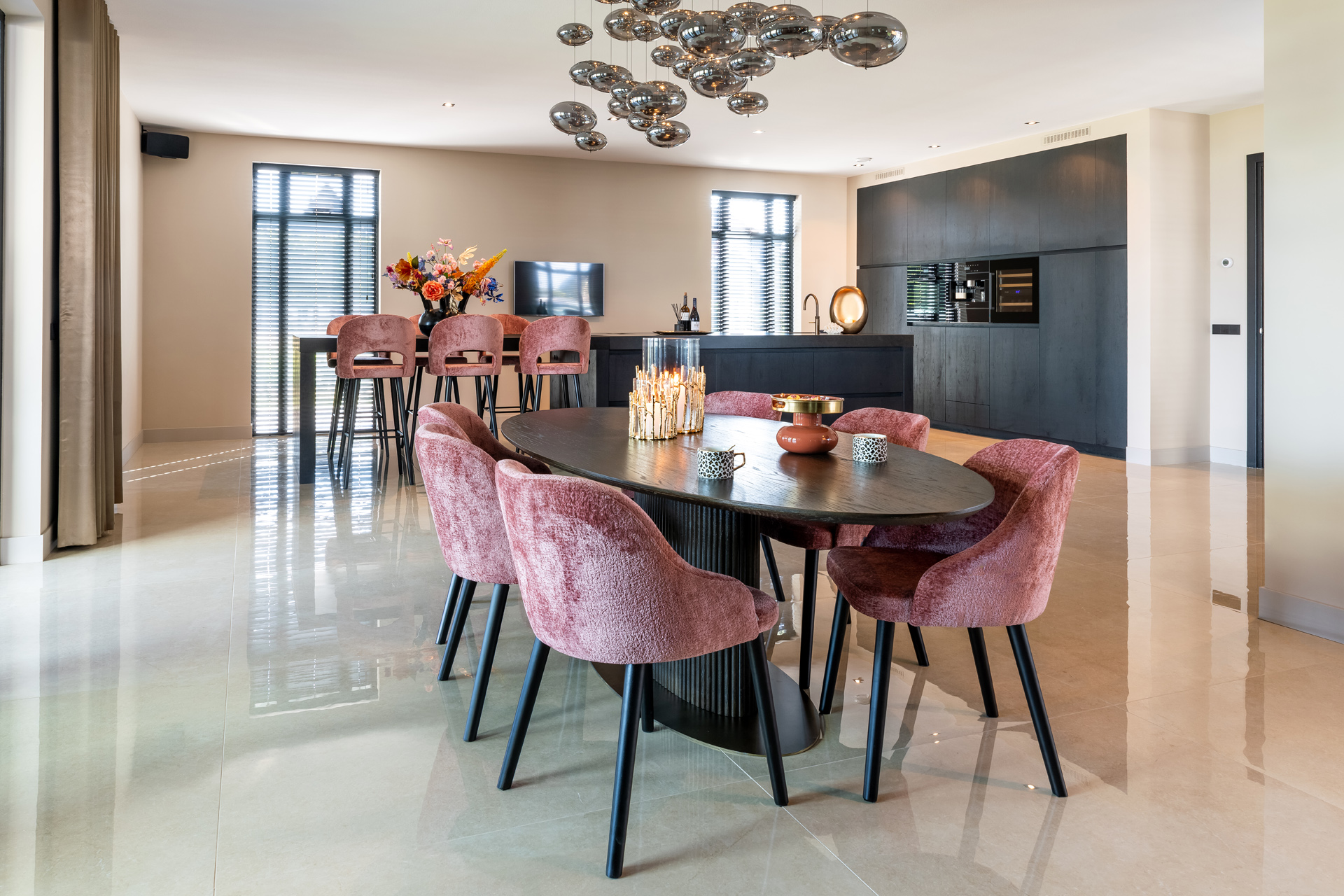 6849c52022812-7755-s4536-s4561_1