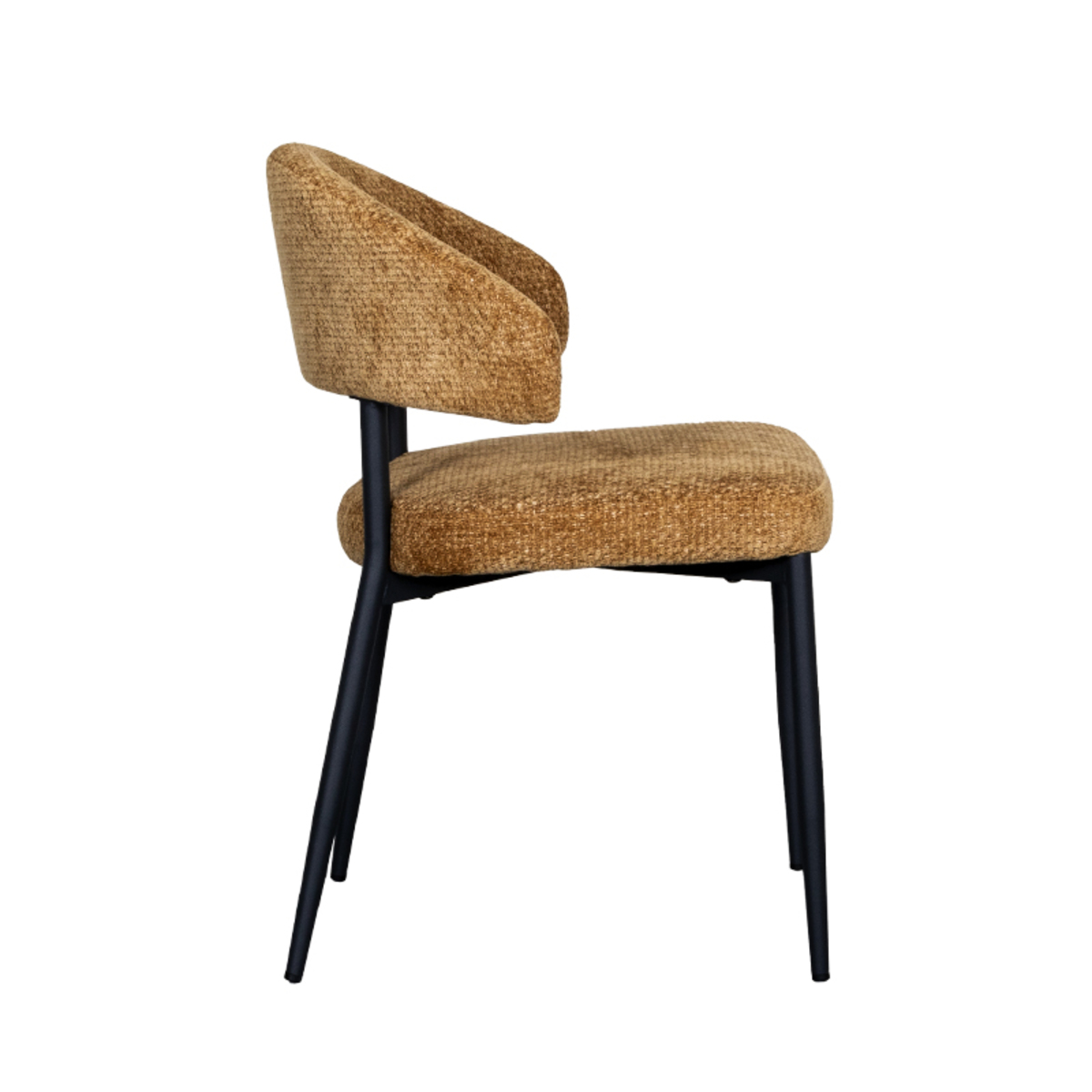 6851ca2c3fc86-180123078_03